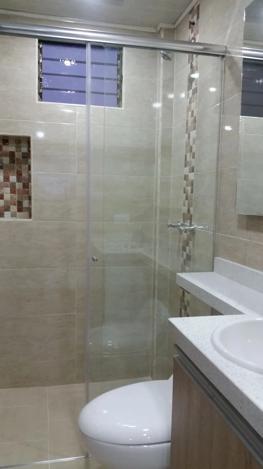 Alquilo apartaestudio amoblado en villas de Granada