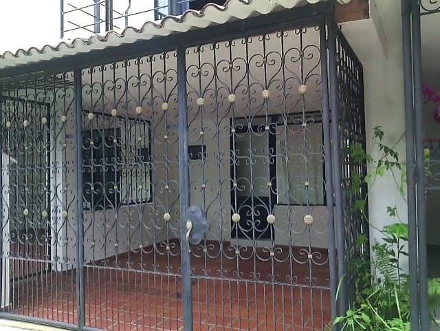 Casa Amplia En Arriendo En Villavicencio – 3 Hab + Estudio y Excelente Ubicación